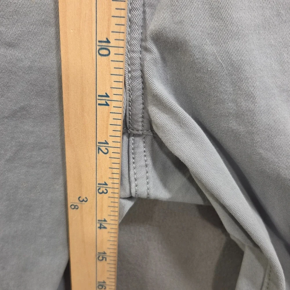 Levi's Signature Jeans Men's 38x 30 Grey S67 Athletic Levi Strauss Co Zip Pocket